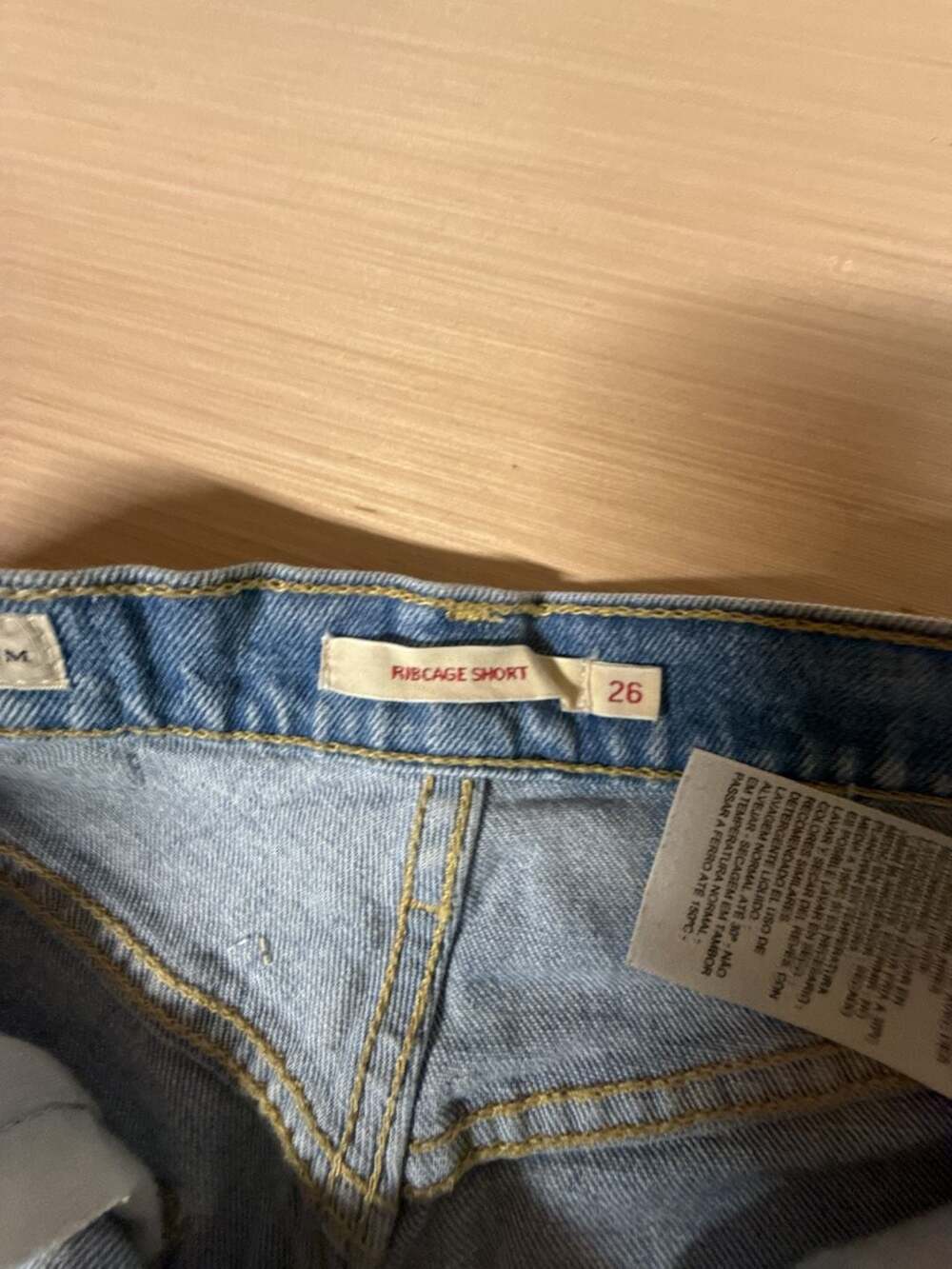 Levi's Ribcage Short Size 26 - Picture 7 of 8
